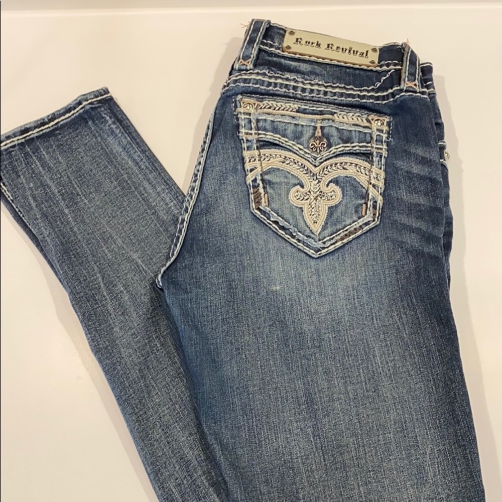 Rock Revival Mid Rise Skinny Jeans